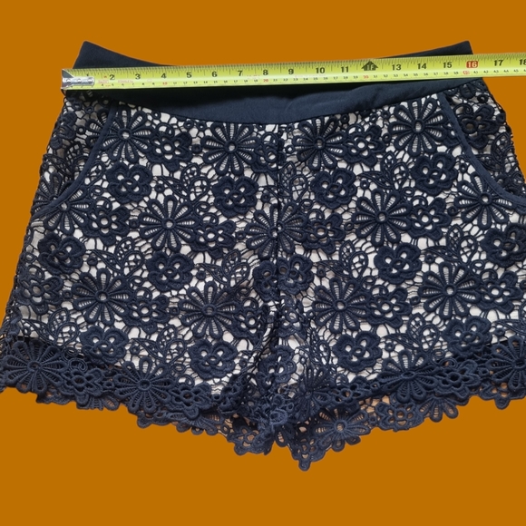 Monteau Black Embroidered Lace Shorts - Picture 3 of 8
